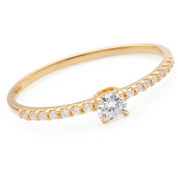 Anel Solitário com Pedras Laterais